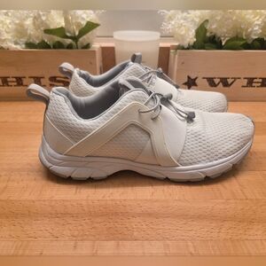 Vionic Berlin Supportive Active Sneaker with Bungee Laces Women's Size 9